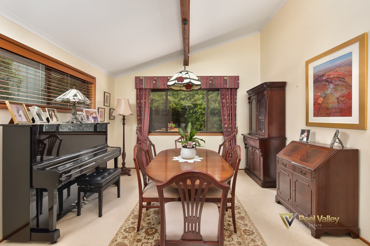 12 Woodburn Way East, TAMWORTH NSW 2340, Tamworth - Thumbnail 4