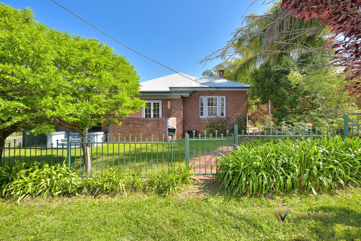 50 Roderick Street, TAMWORTH NSW 2340, Tamworth - Image 1