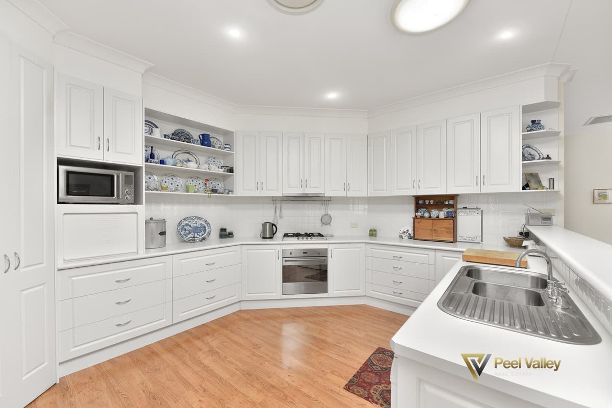 22 Ebony Close Hillvue, TAMWORTH NSW 2340, Tamworth - Thumbnail 2