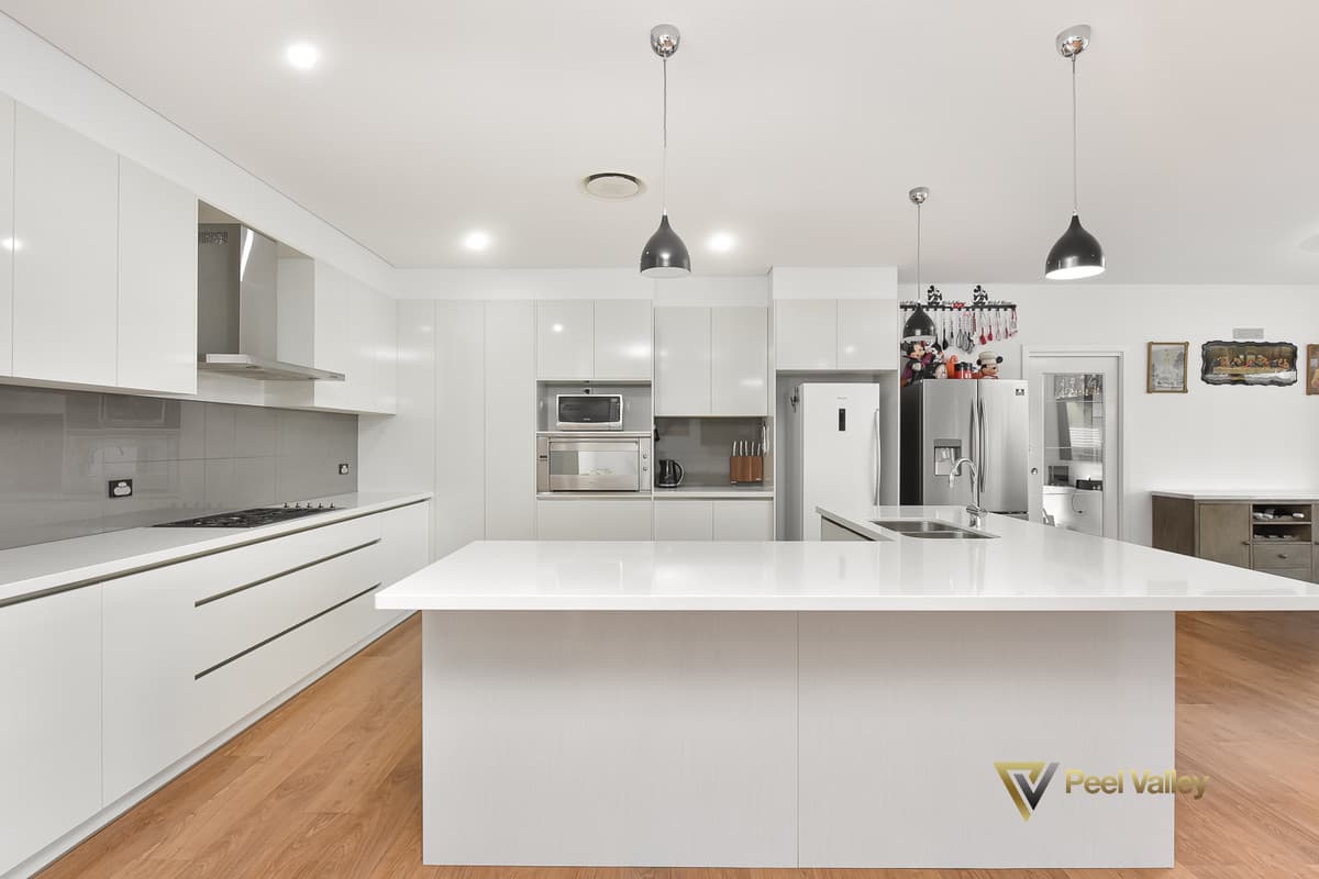 21 Garden Street, KOOTINGAL NSW 2352, Kootingal - Thumbnail 2