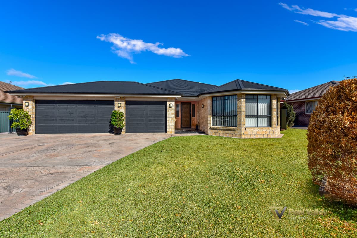 28 Warwick Road, TAMWORTH NSW 2340, Tamworth - Image 1