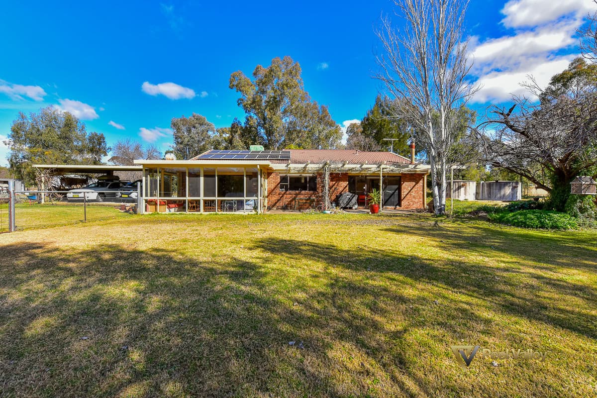 8 Carey Place Moore Creek, TAMWORTH NSW 2340, Tamworth - Thumbnail 5