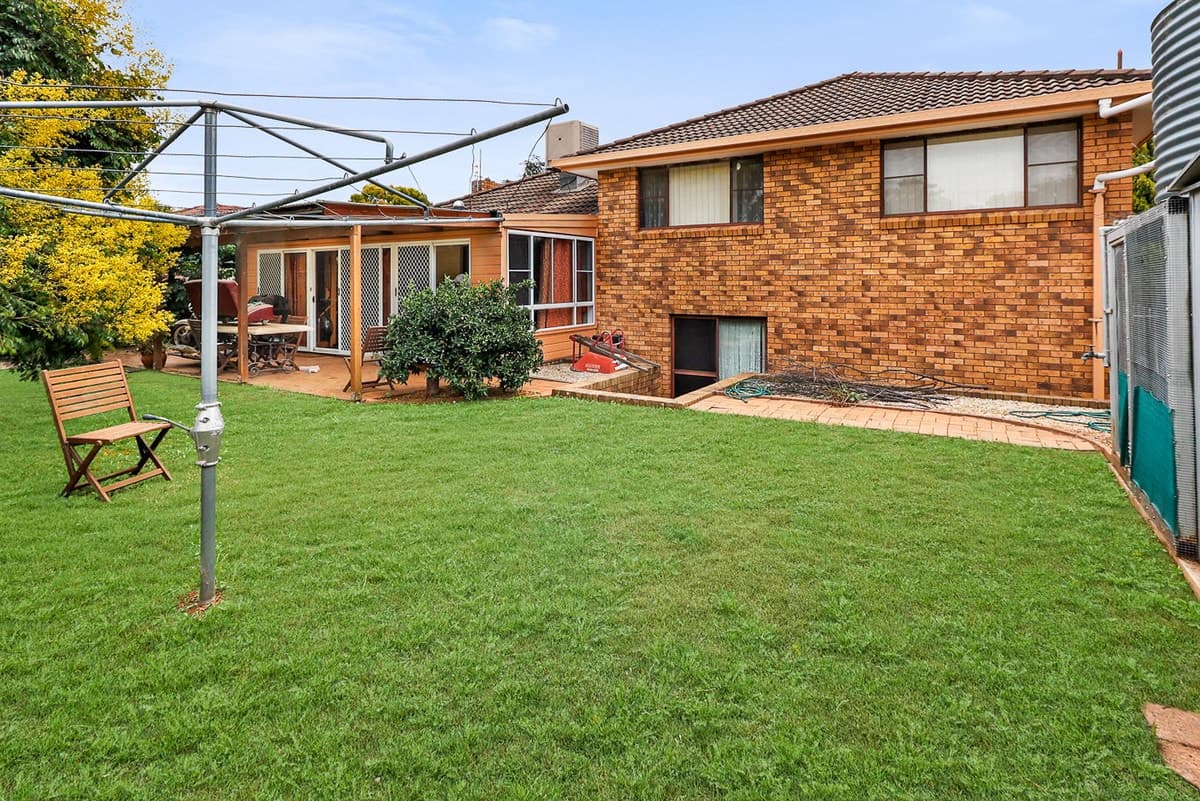 17 Peregrine Avenue, TAMWORTH NSW 2340, Tamworth - Thumbnail 5