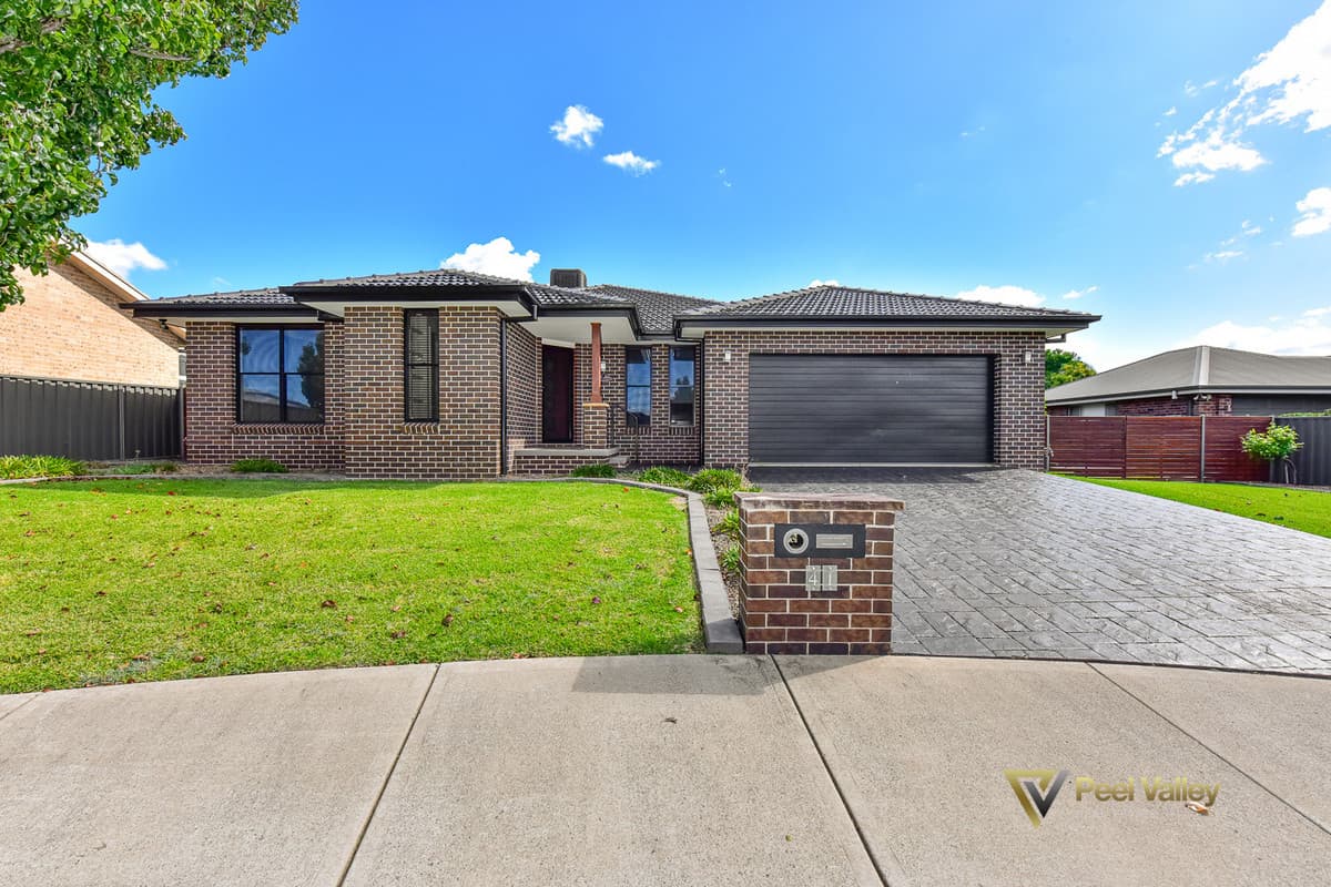 41 Semillon Drive North, TAMWORTH NSW 2340, Tamworth - Image 1
