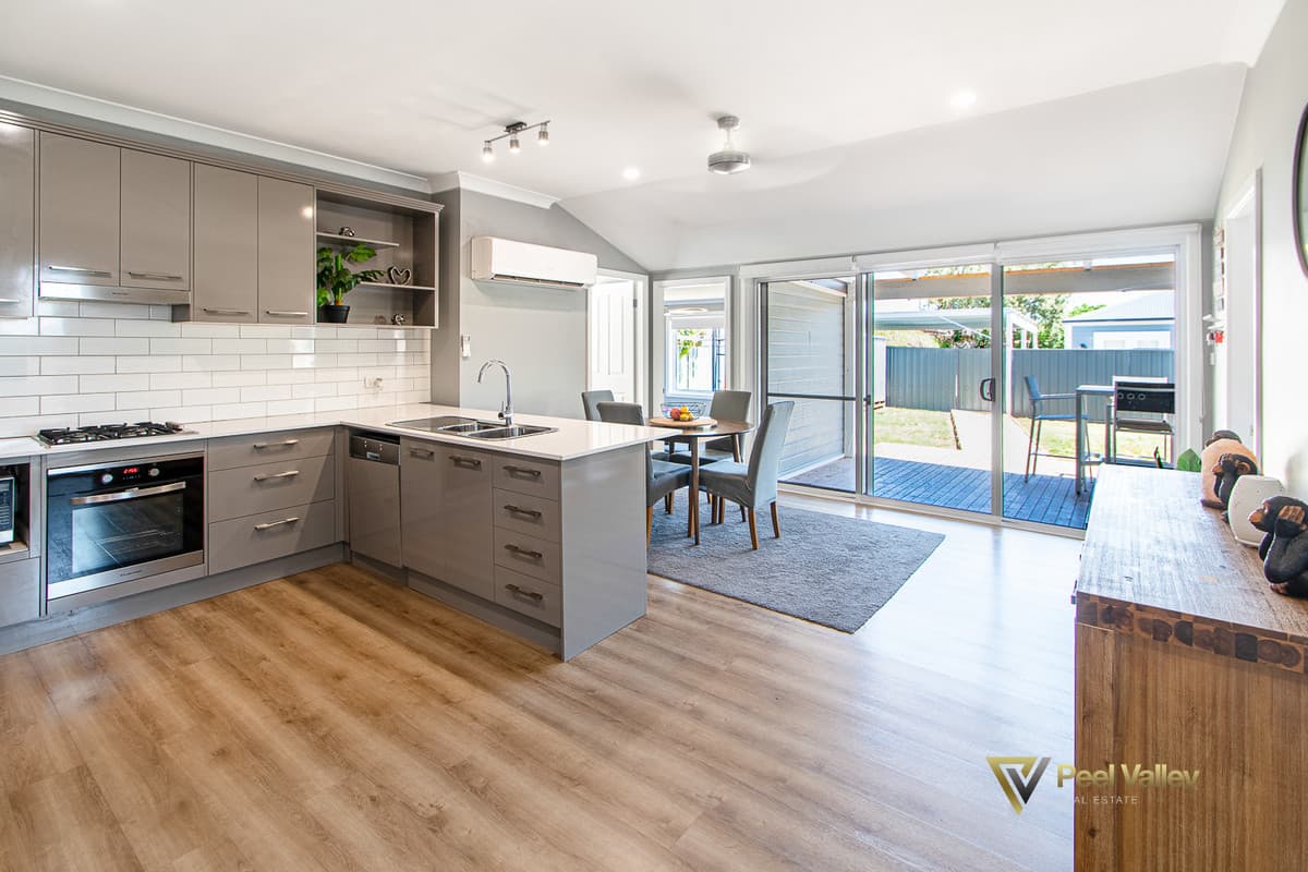 77 Mathews Street, West, TAMWORTH NSW 2340, Tamworth - Thumbnail 2