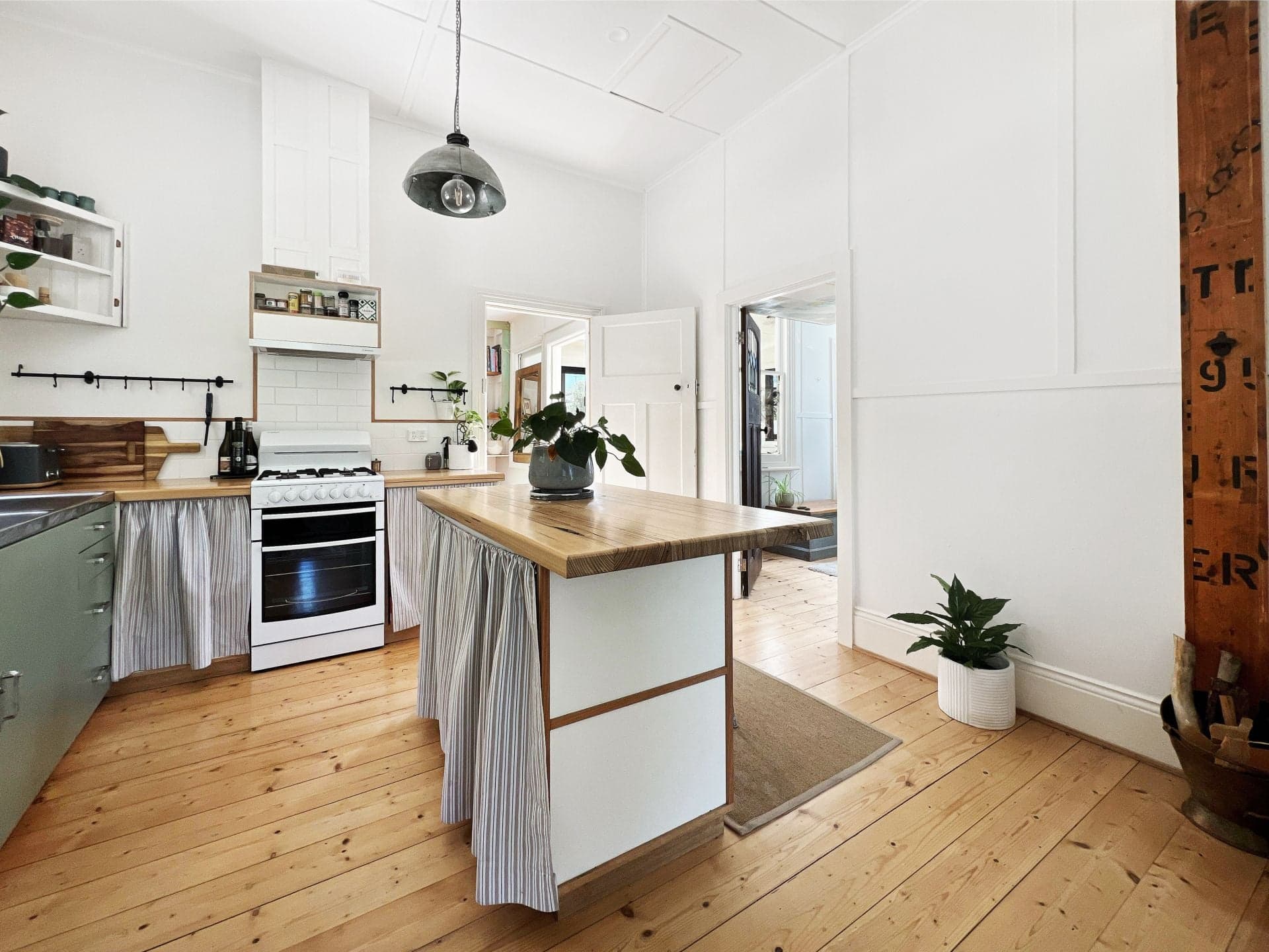 6 Murray Street, Apollo Bay - Thumbnail 6