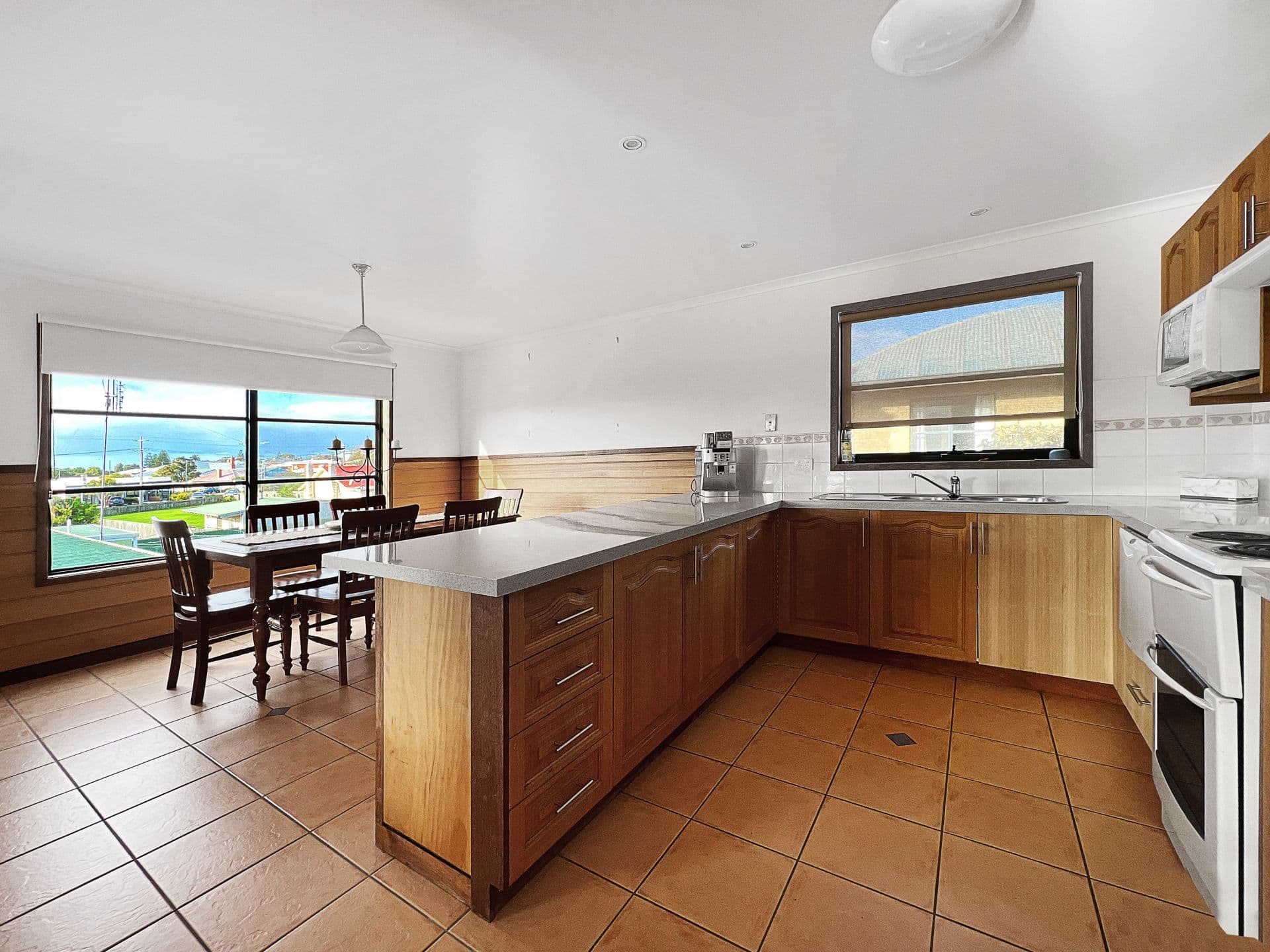 1/5 Moore Street, Apollo Bay - Thumbnail 6