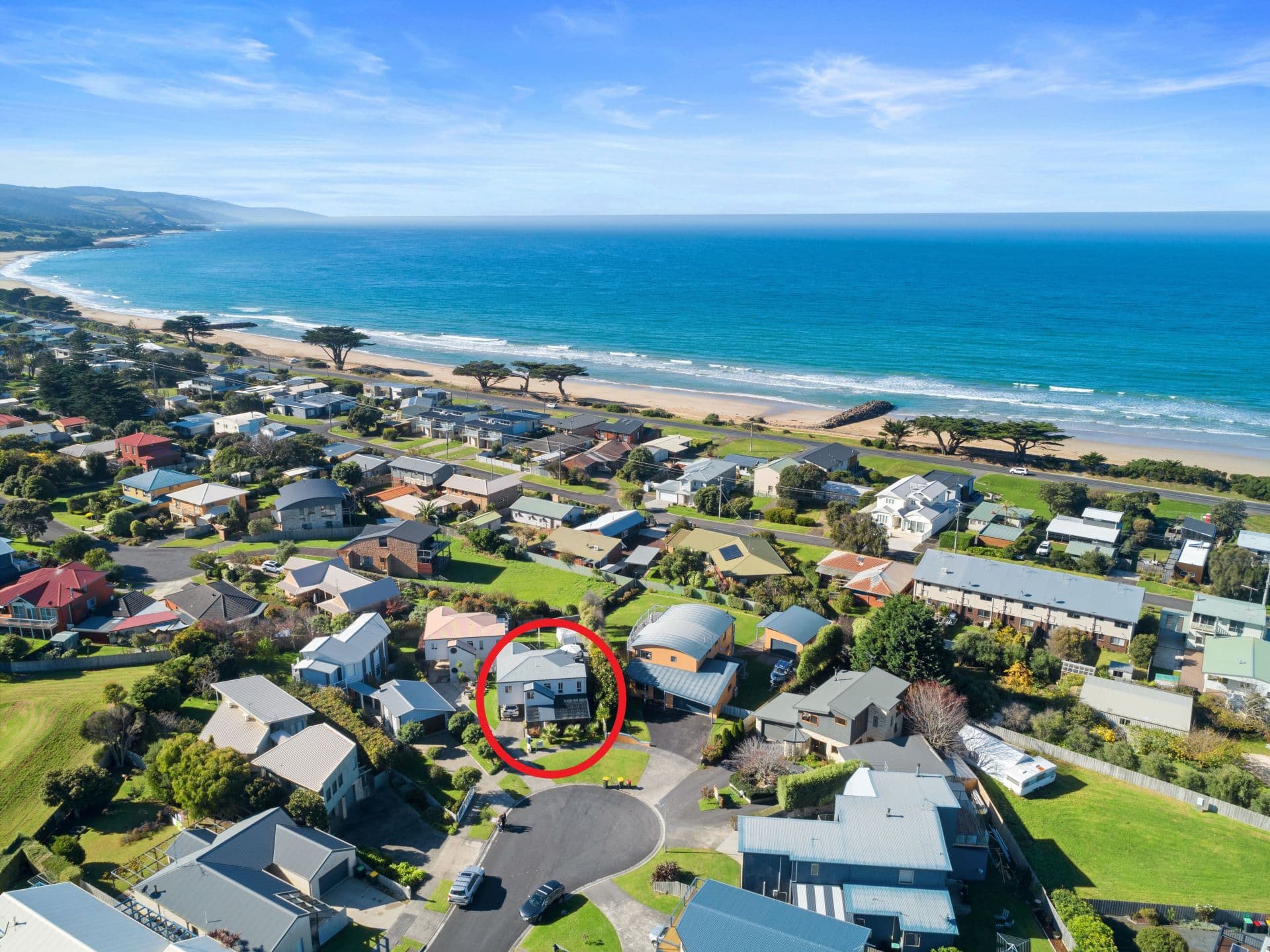 8 Outlook Road, Apollo Bay - Image 1