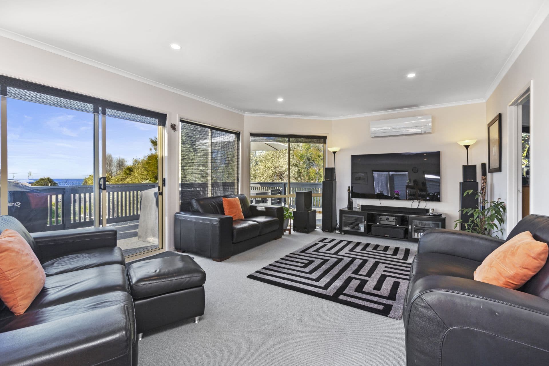 8 Outlook Road, Apollo Bay - Thumbnail 3