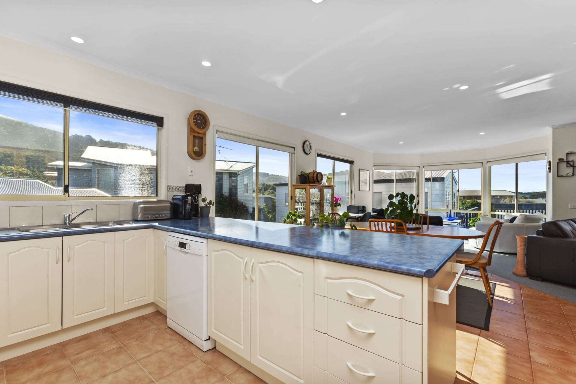 8 Outlook Road, Apollo Bay - Thumbnail 4