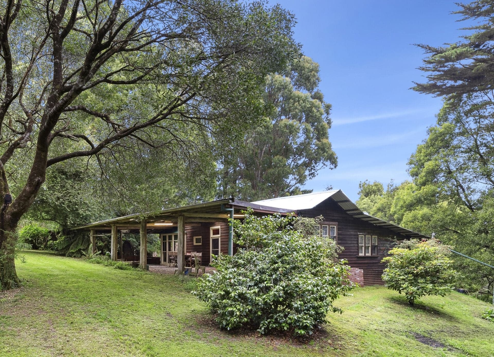 905 Forrest Apollo Bay Road, Barramunga - Thumbnail 3