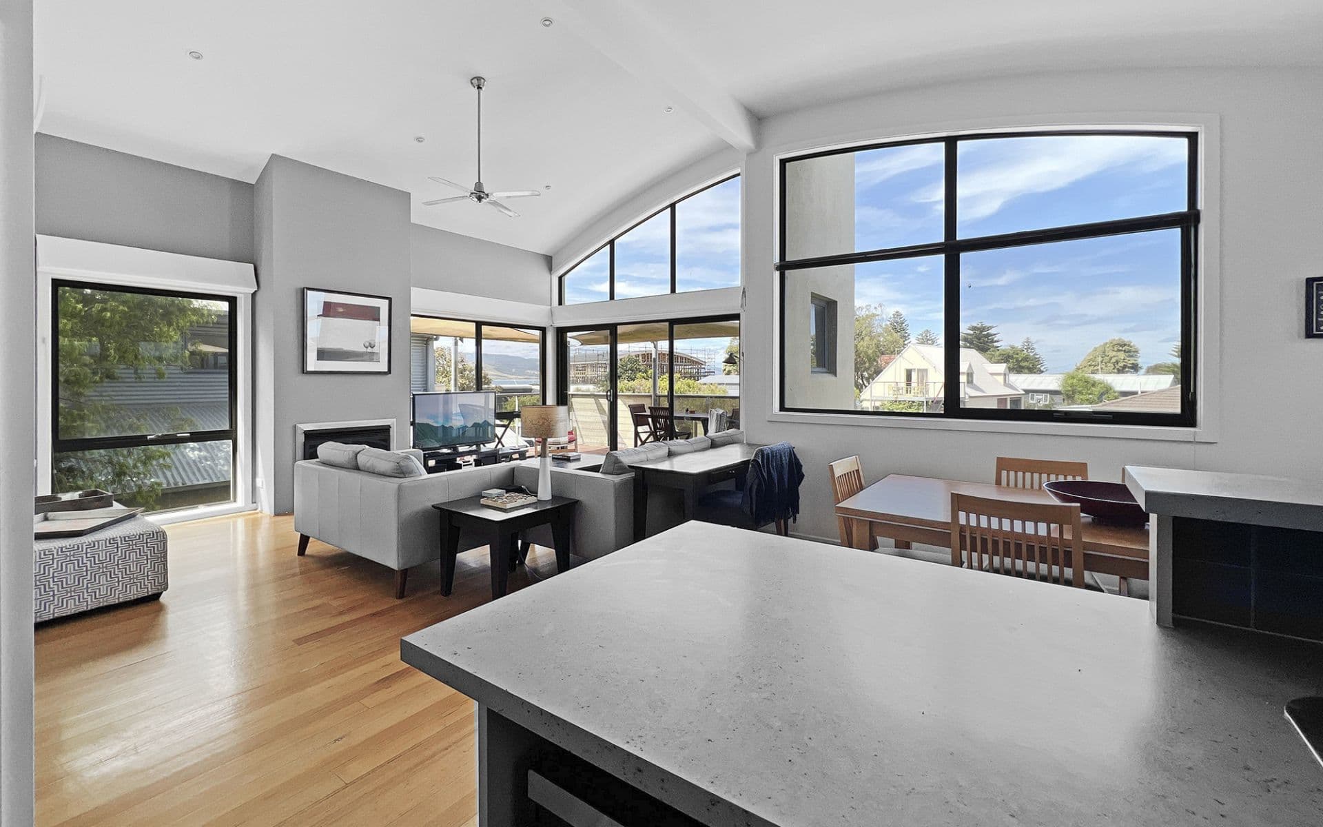 2/10 Noel Street, Apollo Bay - Thumbnail 8