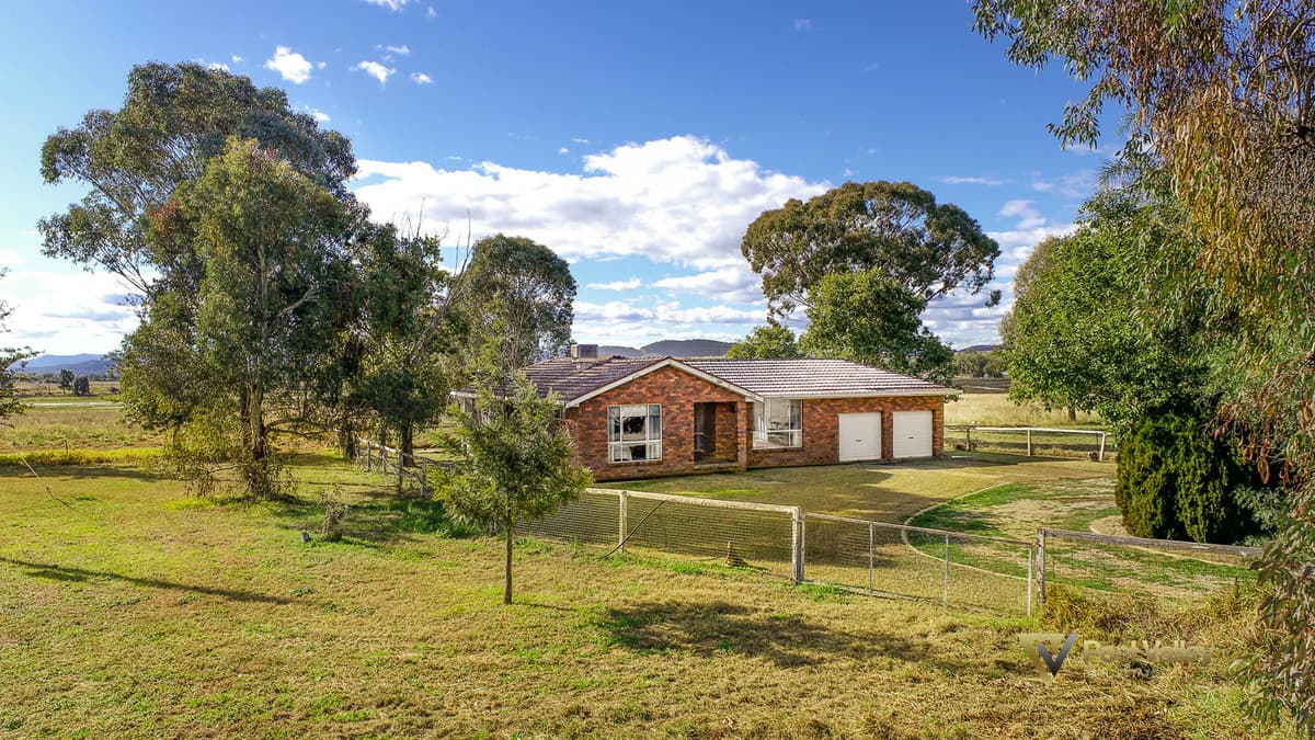 125 Whitehouse Lane, TAMWORTH NSW 2340, Tamworth - Image 1