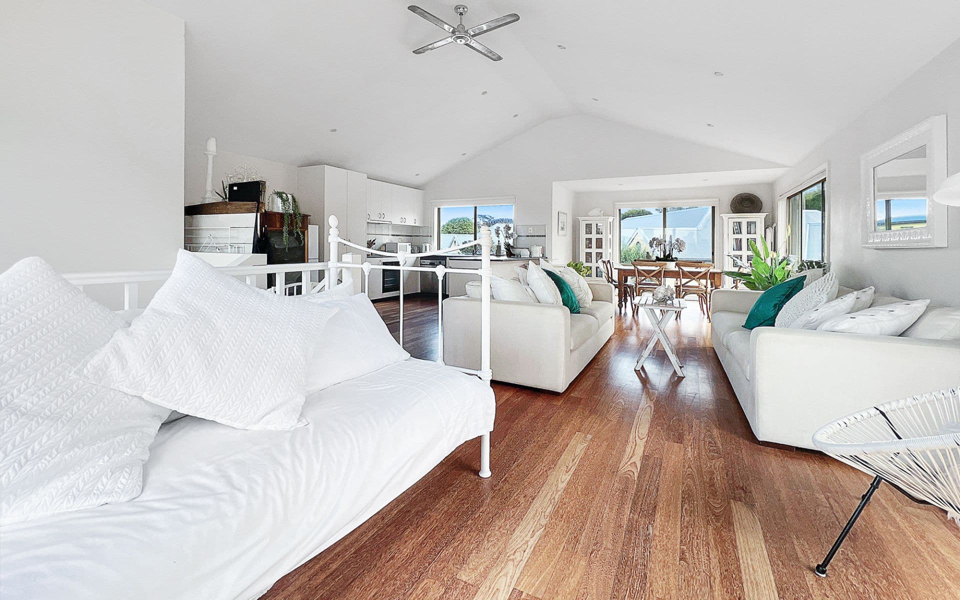 5/3-4 Nizam Quay, Apollo Bay - Thumbnail 3
