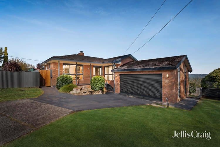 77 Meadowgate Drive, Chirnside Park, Chirnside Park - Image 1