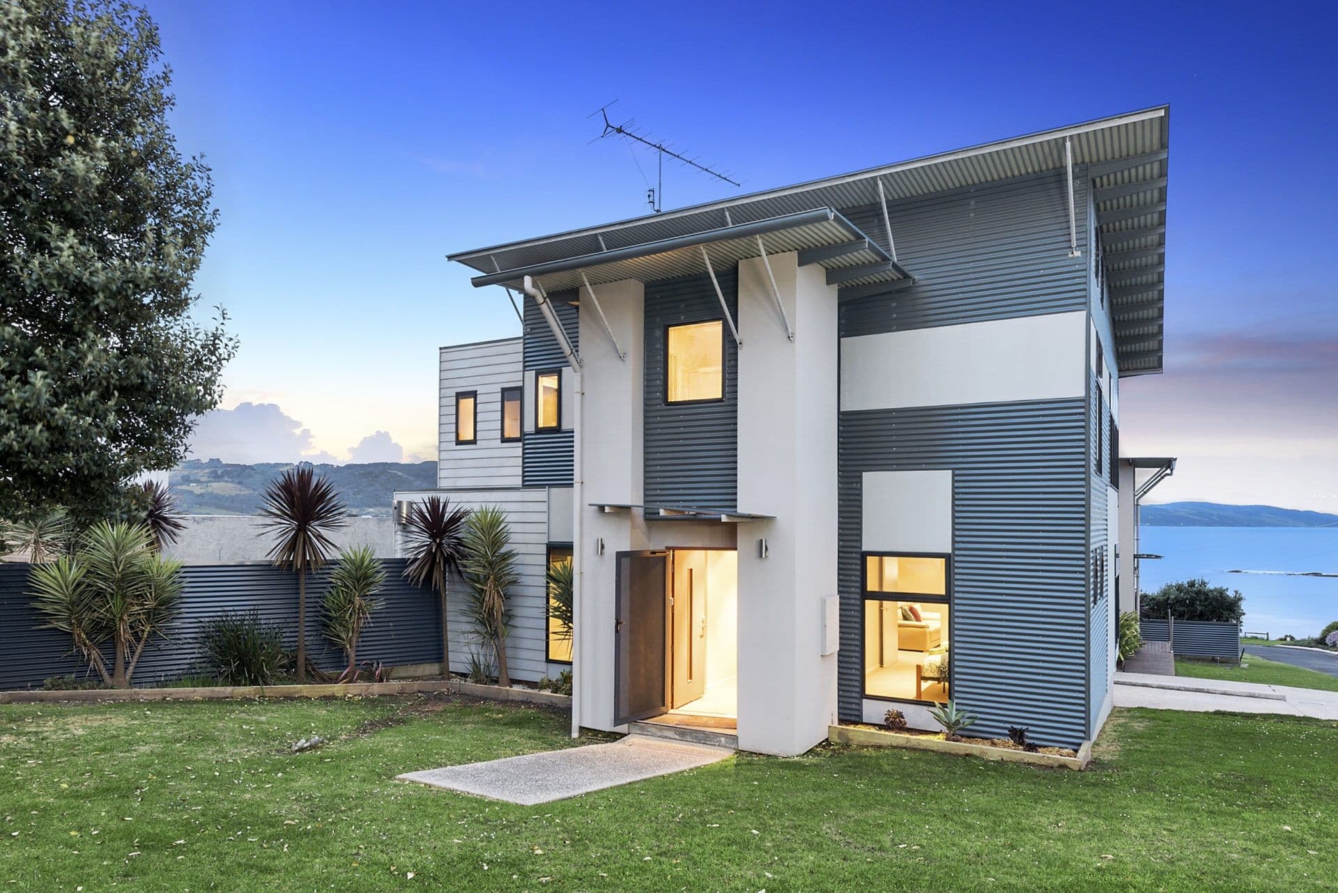 24 Harrison Street, Marengo - Thumbnail 2