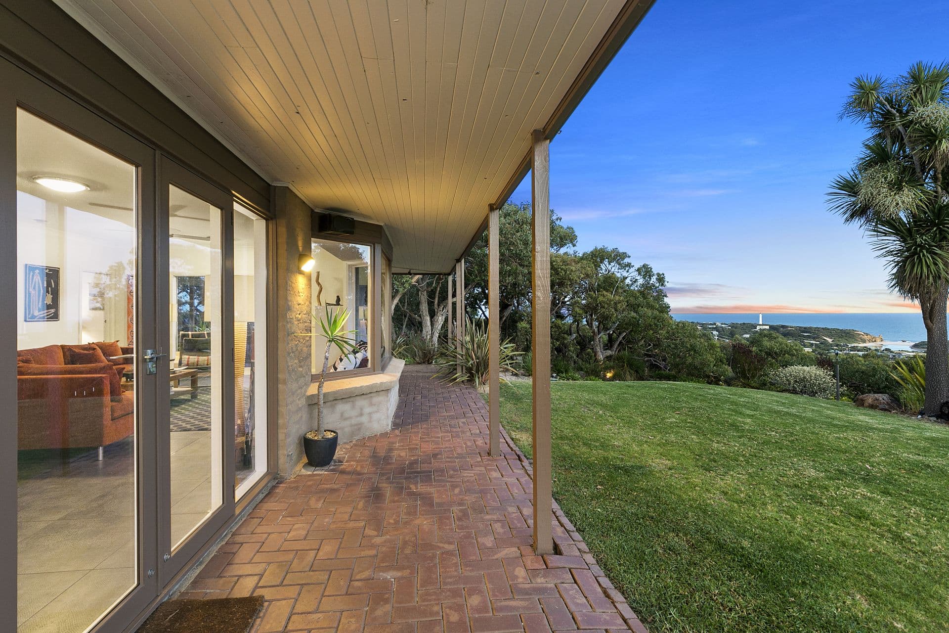 60 Bimbadeen Drive, Fairhaven - Thumbnail 4