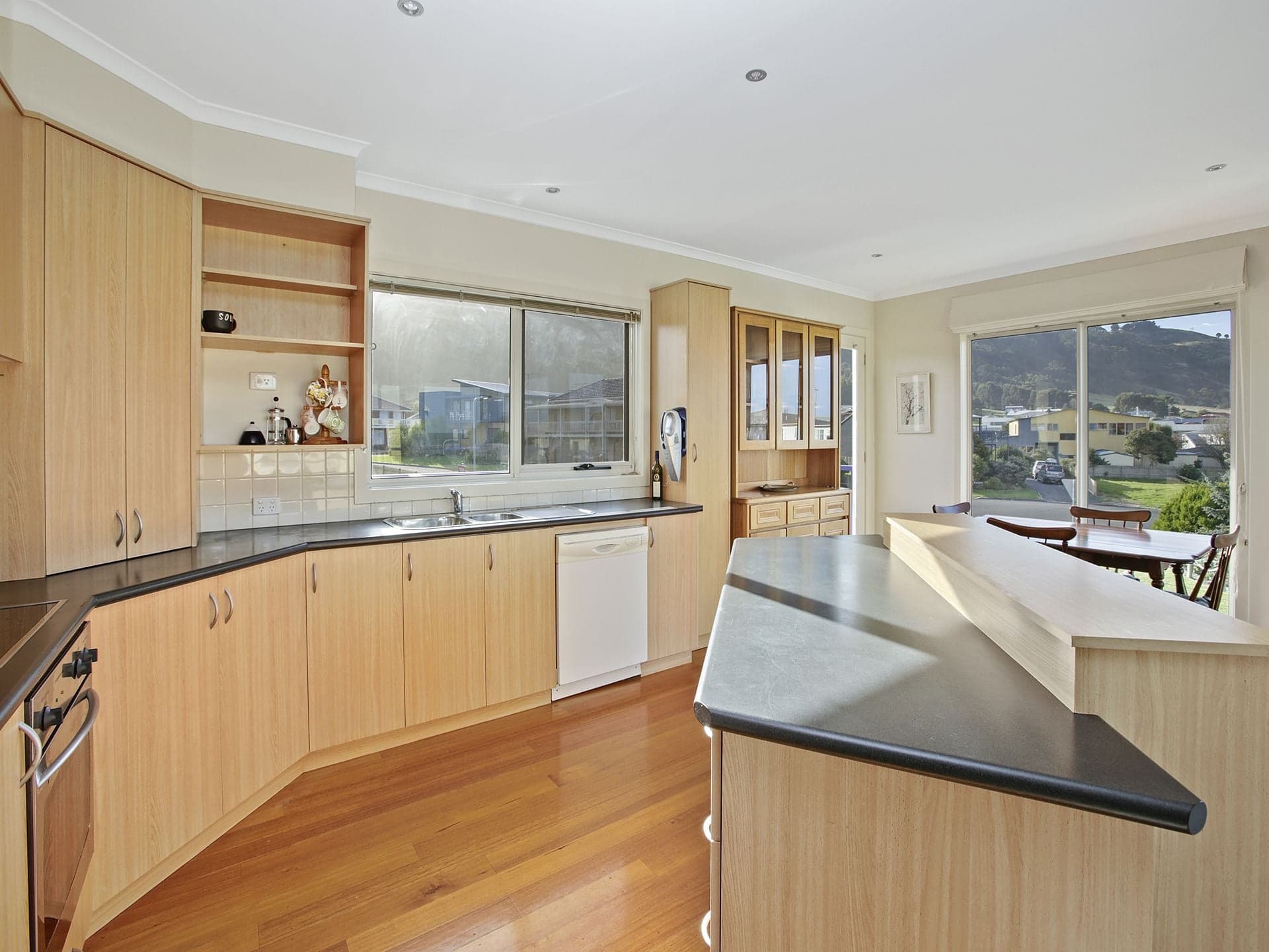 1 Scenic Drive, Apollo Bay - Thumbnail 3