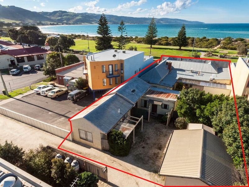 81 Great Ocean Road, Apollo Bay - Thumbnail 2