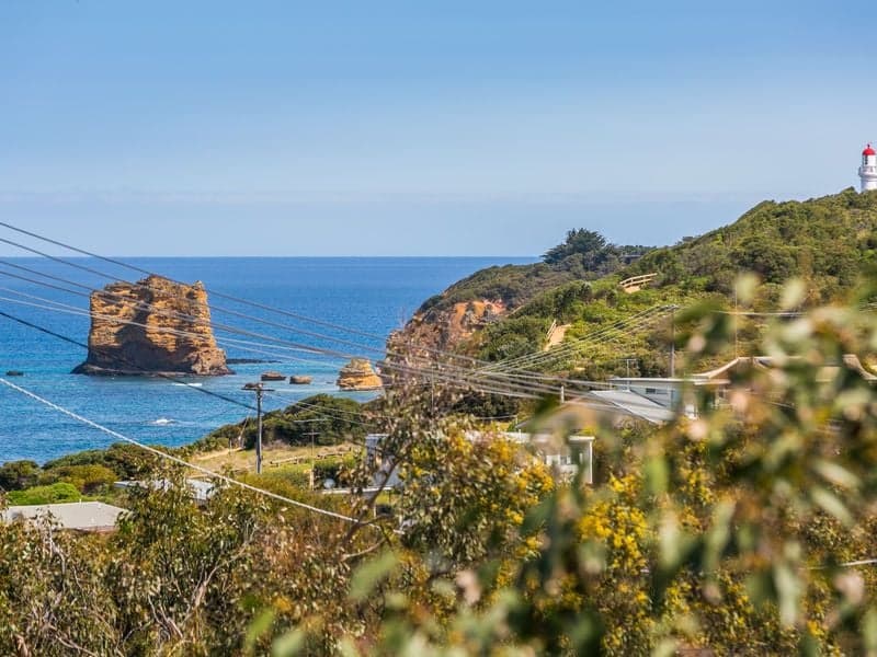 16 Aireys Street, Aireys Inlet - Thumbnail 3