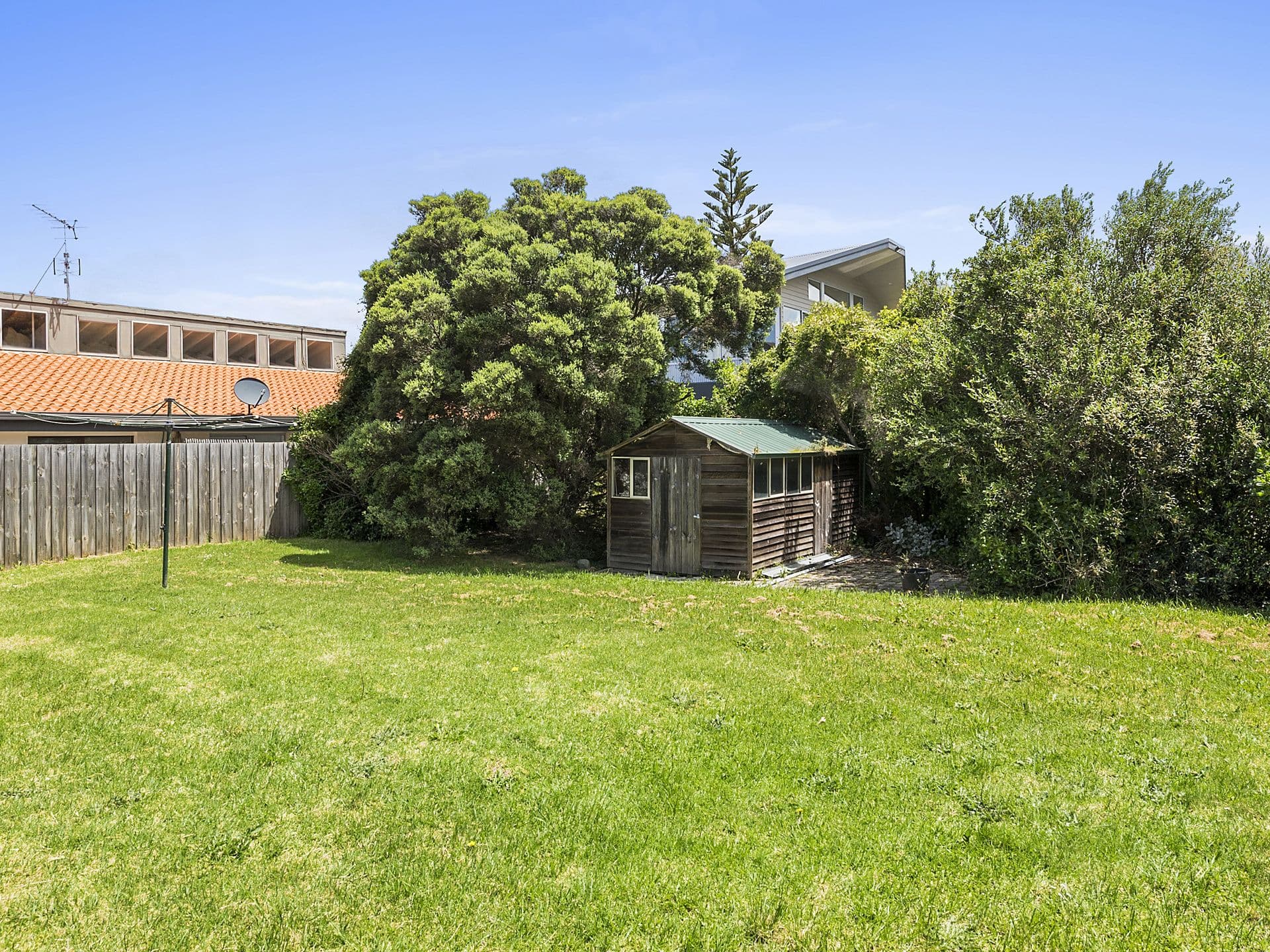 207 Great Ocean Road, Apollo Bay - Image 1