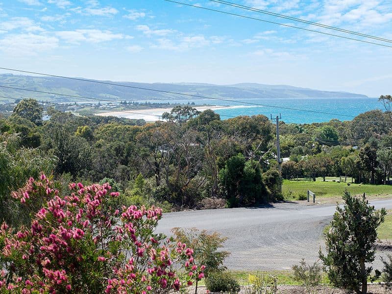 13 Ferrier Drive, Apollo Bay - Image 1