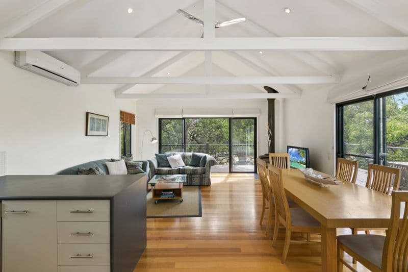 13 Hopkins Street, Aireys Inlet - Thumbnail 4