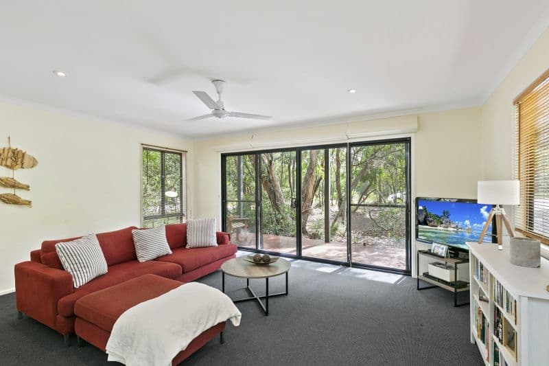 13 Hopkins Street, Aireys Inlet - Thumbnail 6