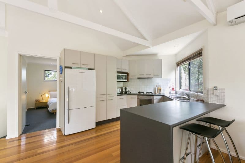13 Hopkins Street, Aireys Inlet - Thumbnail 7