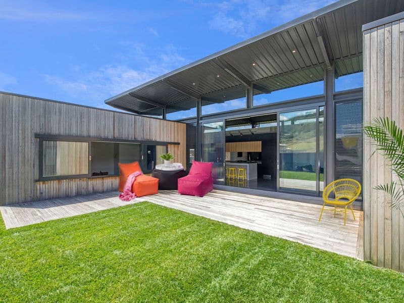 11 Dolphin Court, Apollo Bay - Thumbnail 2