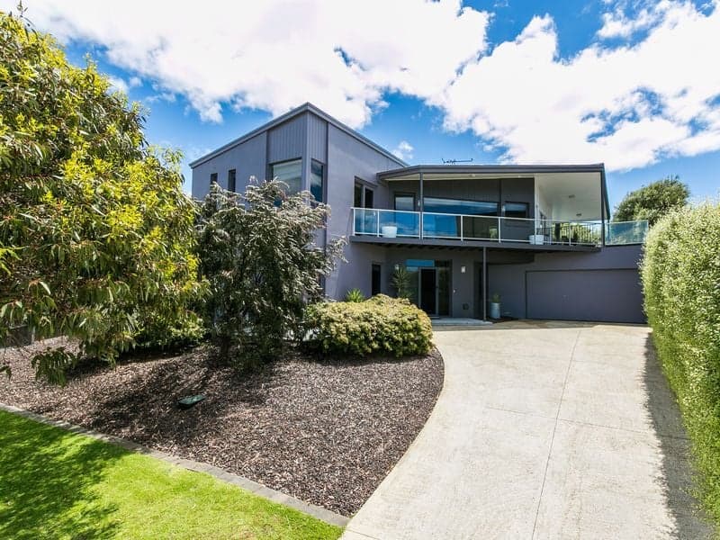 5 Spring Valley Drive, Torquay - Image 1
