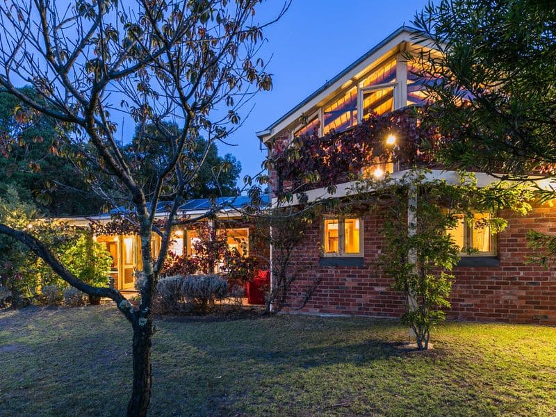 21 Bambra Road, Aireys Inlet - Thumbnail 3