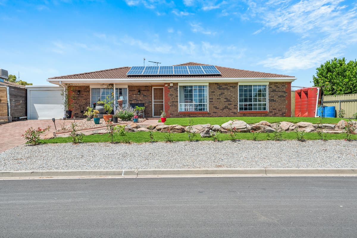 35 Huntingdale Road, Noarlunga Downs SA 5168, Noarlunga Downs - Image 1