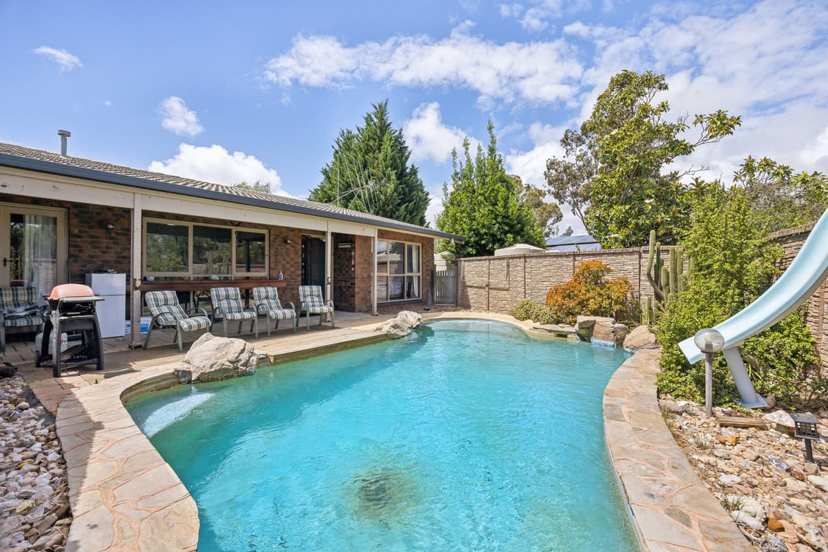 29 Lancing Court, Huntfield Heights SA 5163, Huntfield Heights - Thumbnail 2