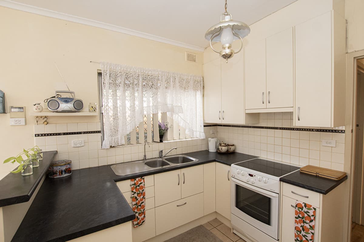 24A Barnett Avenue, St Marys SA 5042, St Marys - Thumbnail 2