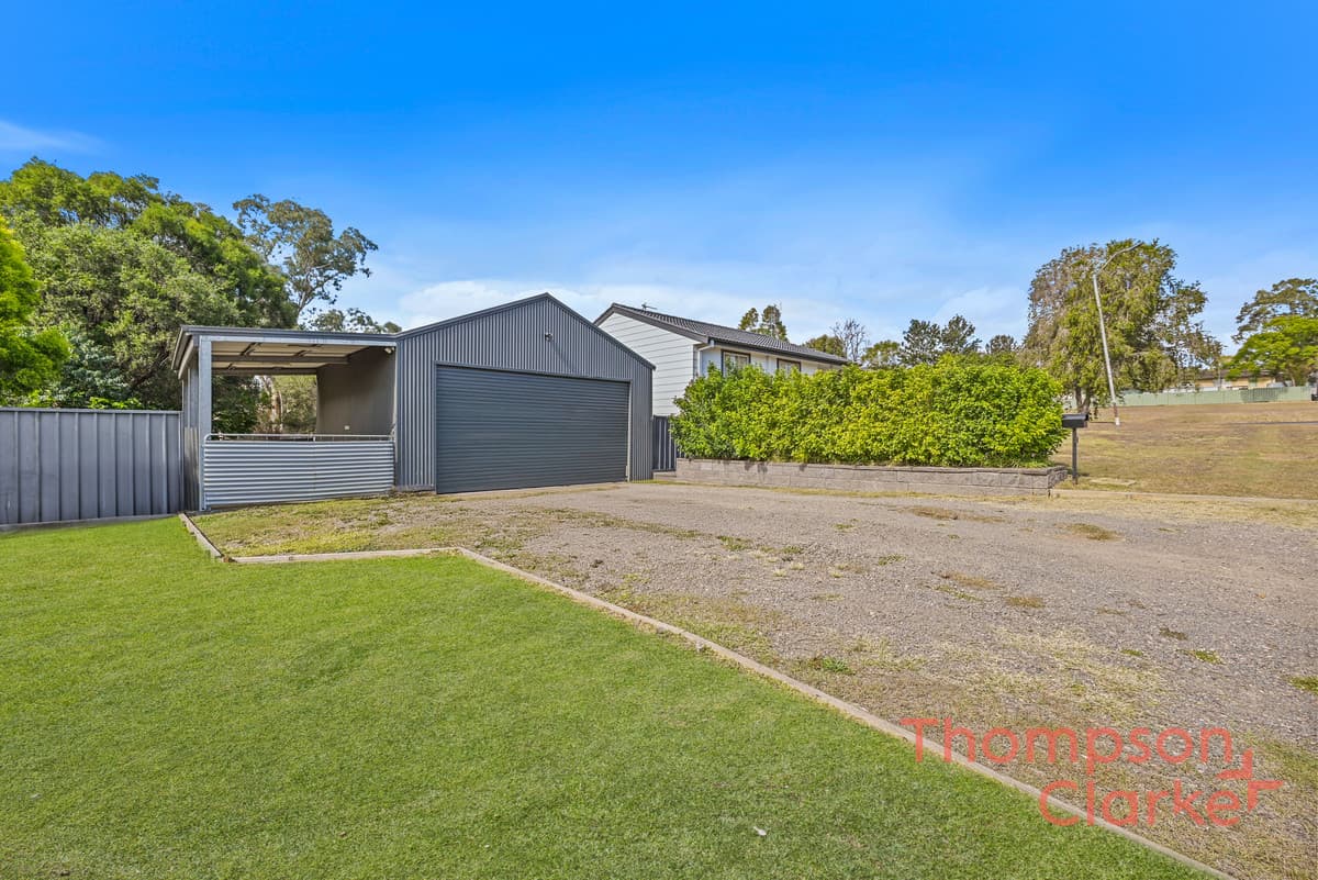1 Unicomb Close, Rutherford - Thumbnail 2