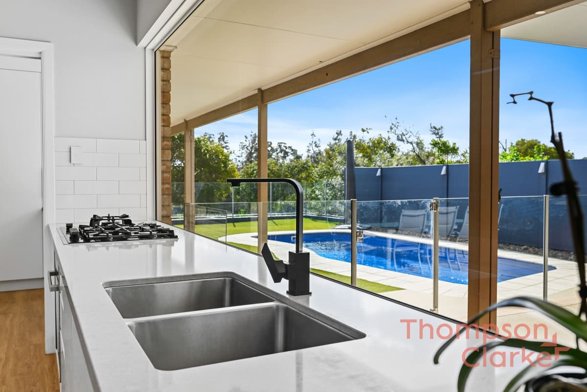 10 Brentwood Terrace, Thornton - Thumbnail 5