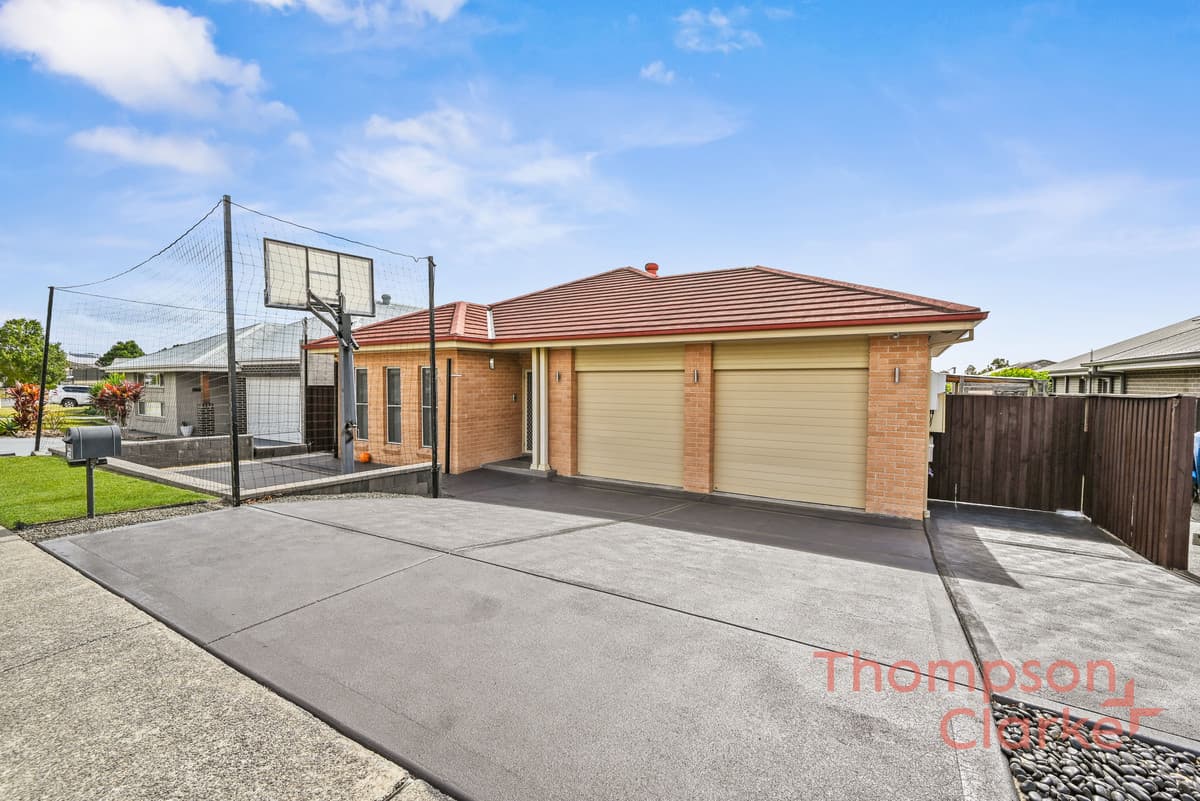 12 Grasshawk Drive, Chisholm - Thumbnail 3