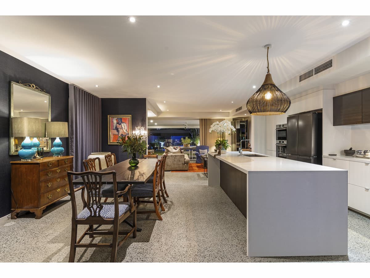 11B Holland Court, Broadbeach Waters QLD 4218, Broadbeach Waters - Thumbnail 2