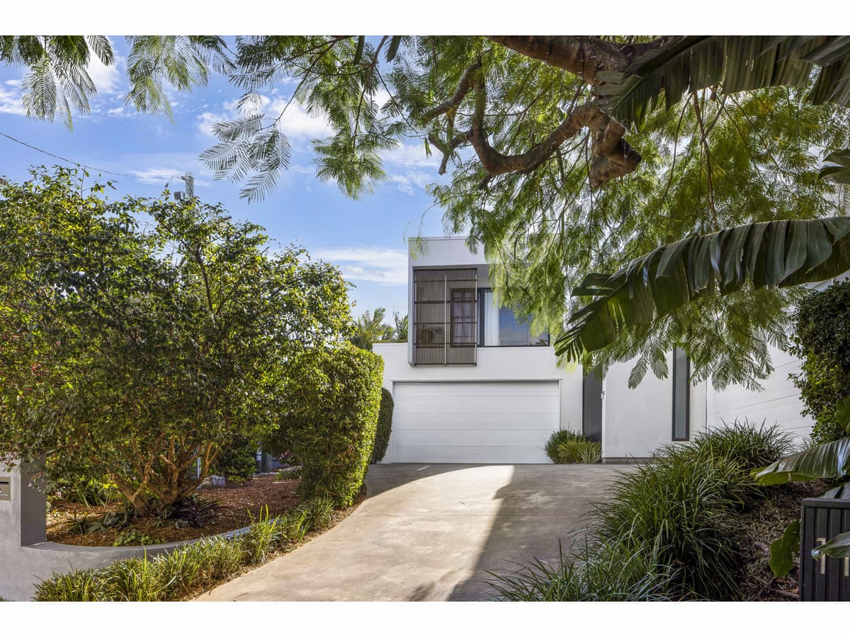 11B Holland Court, Broadbeach Waters QLD 4218, Broadbeach Waters - Thumbnail 5