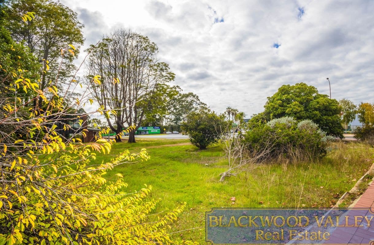 133 Giblett Street, Manjimup, Manjimup - Thumbnail 8