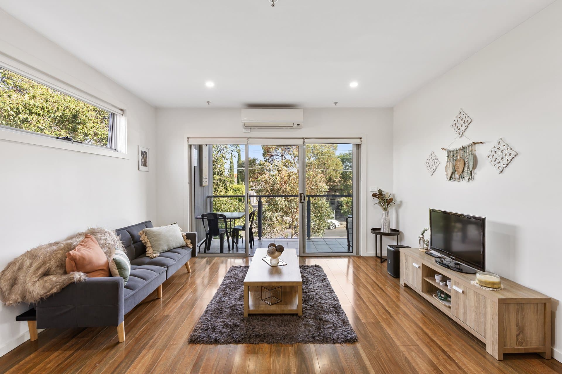 4/2 Hudson Street, Coburg - Image 1