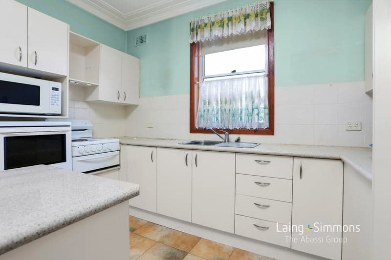 3 Macleay Crescent, St Marys, St Marys - Thumbnail 3
