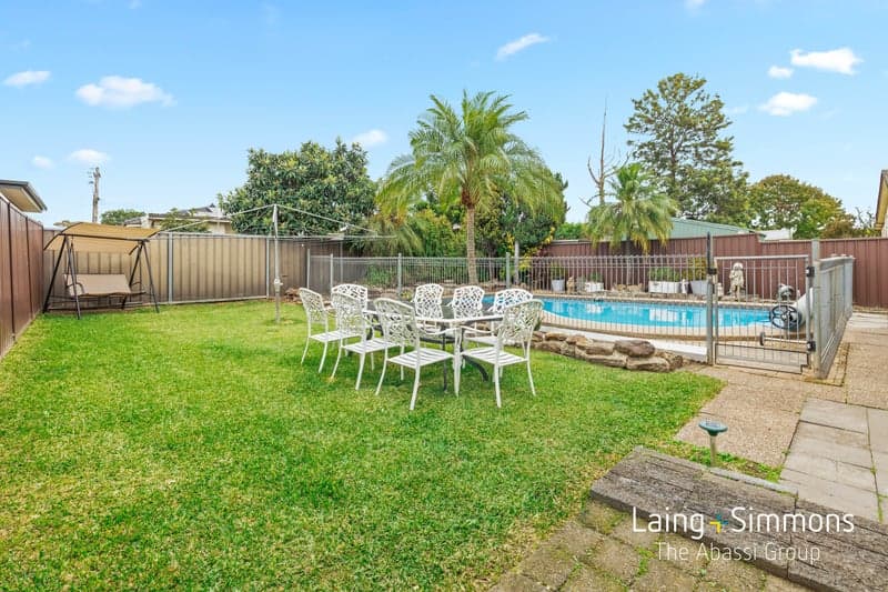 31 Riddell Crescent, Blackett, Blackett - Image 1