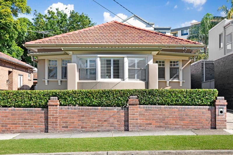 7 Dalmeny Avenue, Russell Lea, Russell Lea - Image 1