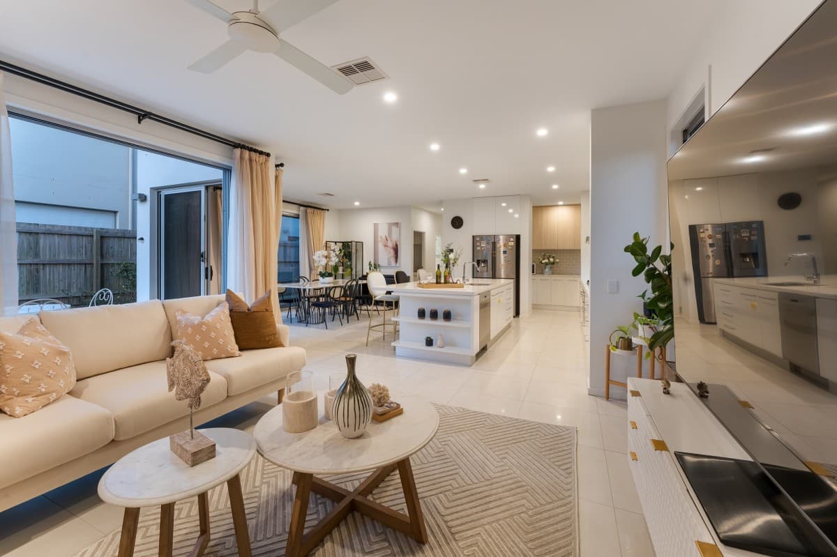 98 Hillcrest Street, Rochedale, Rochedale - Thumbnail 2