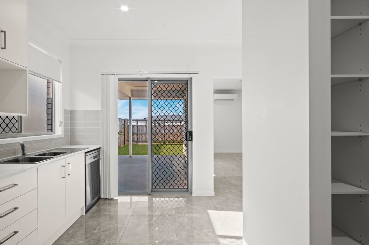 23 Honey Street, Redbank Plains, Redbank Plains - Thumbnail 7