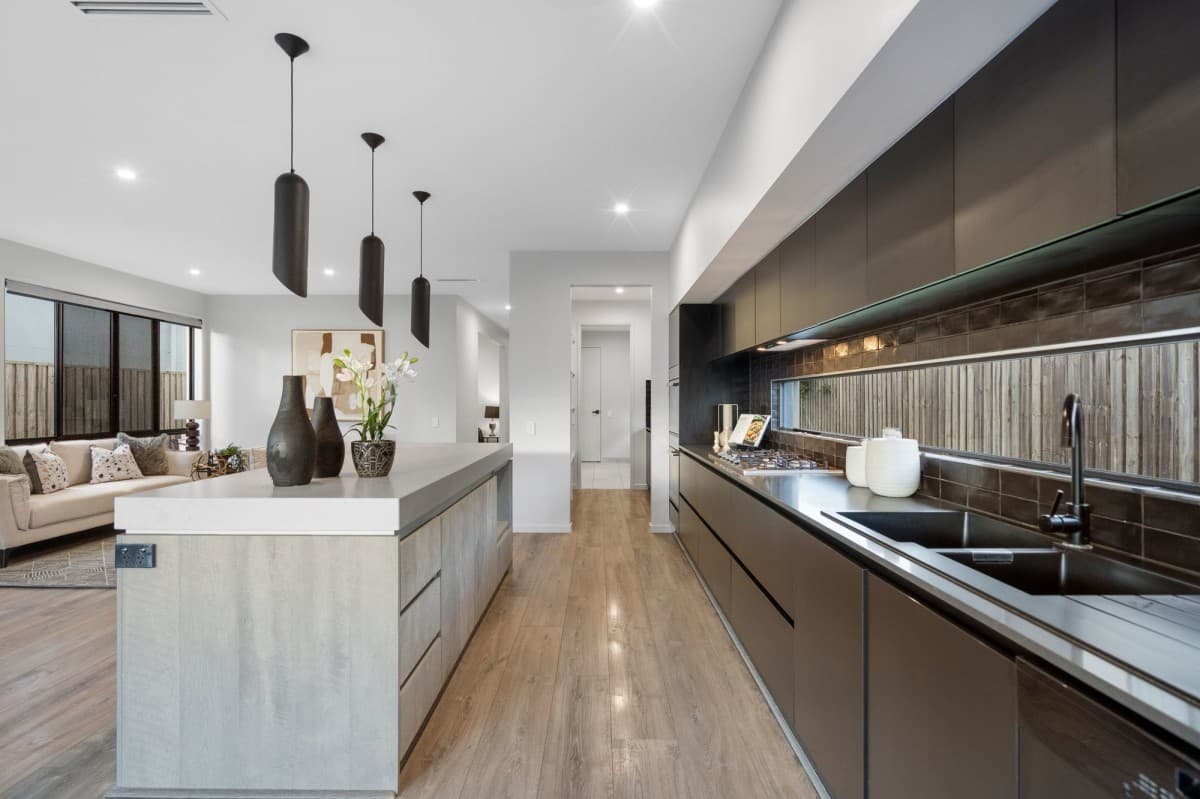 16 Willow Way, Rochedale, Rochedale - Thumbnail 4