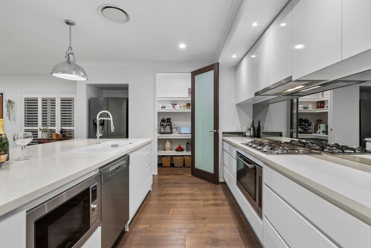 37 Cooper Crescent, Rochedale, Rochedale - Thumbnail 3