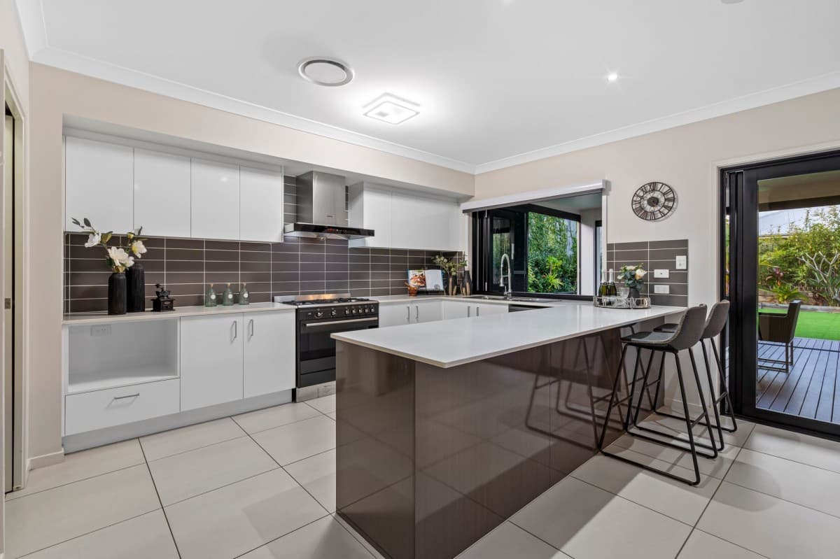 7 English Place, Rochedale, Rochedale - Thumbnail 3